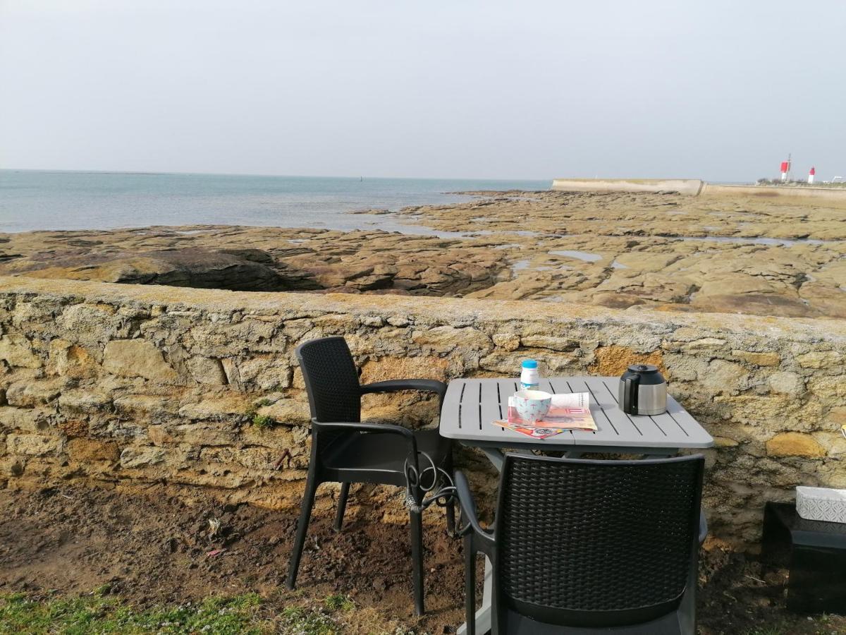 La Rose Des Mers Tréffiagat Eksteriør billede